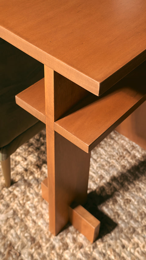 Mesa auxiliar asimétrica Vesper