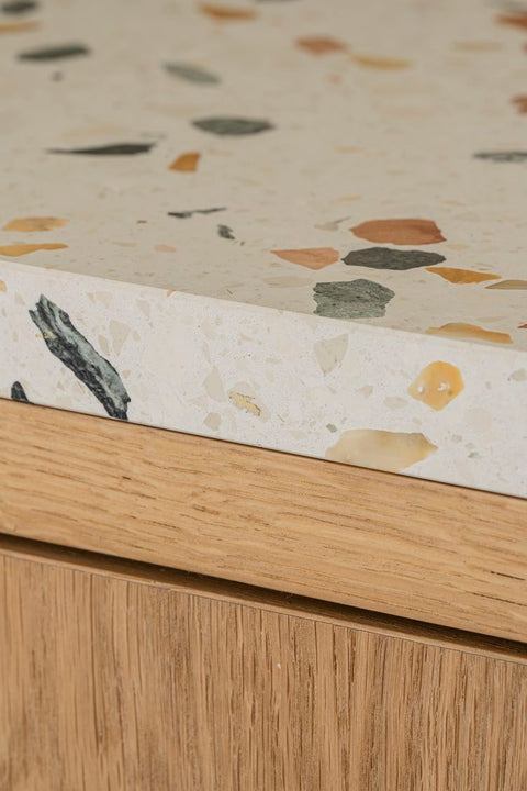 Detalle piedra y madera